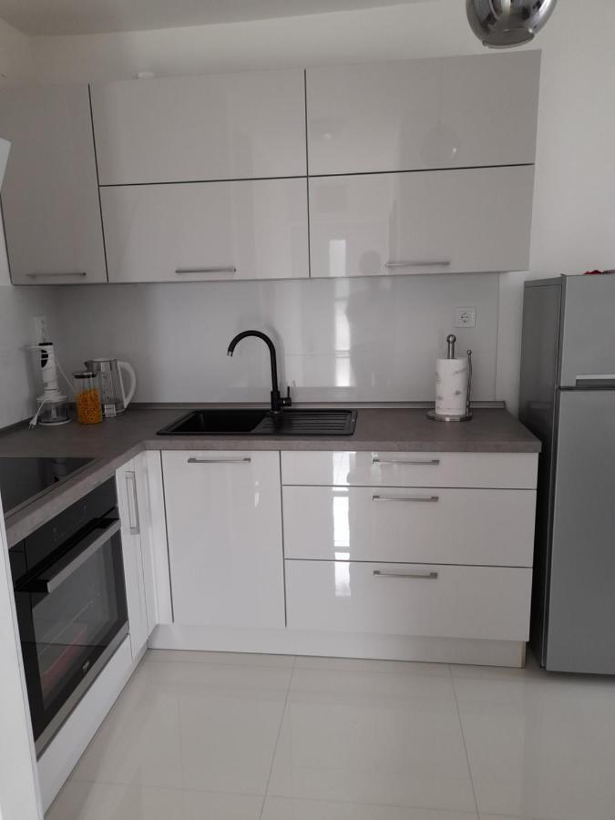 Apartmani I & J Seric Seget Vranjica Ngoại thất bức ảnh