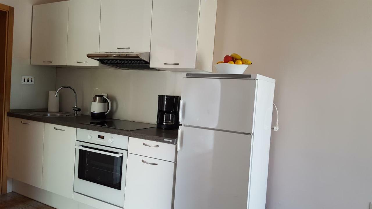 Apartmani I & J Seric Seget Vranjica Ngoại thất bức ảnh