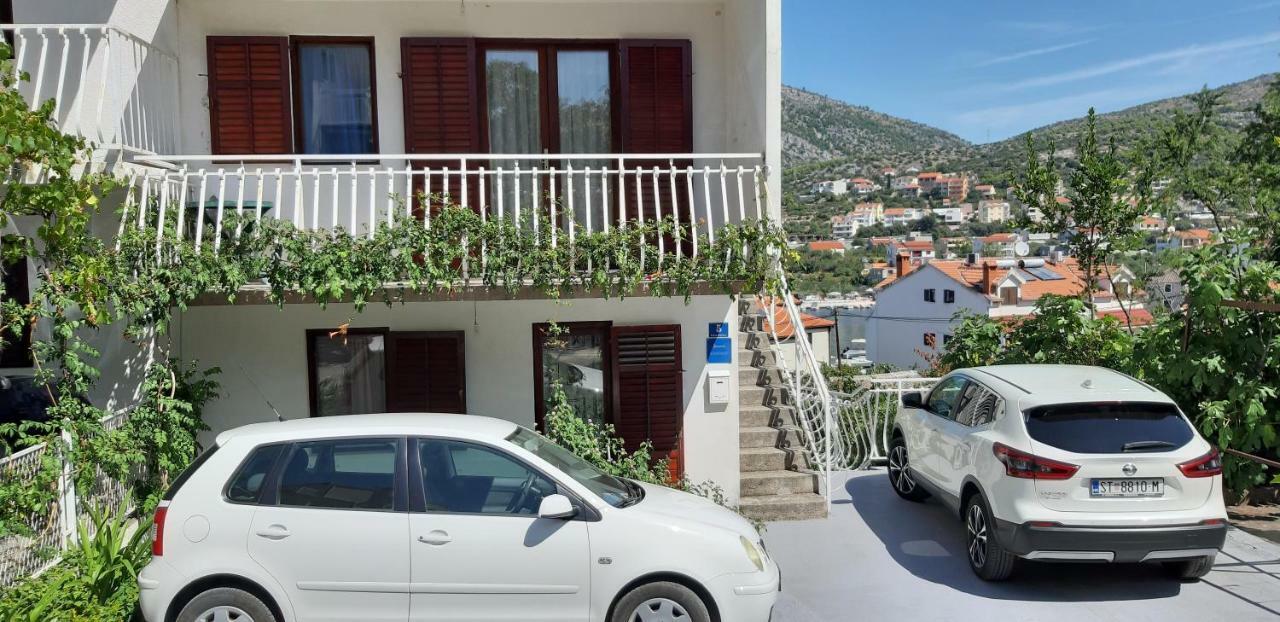 Apartmani I & J Seric Seget Vranjica Ngoại thất bức ảnh